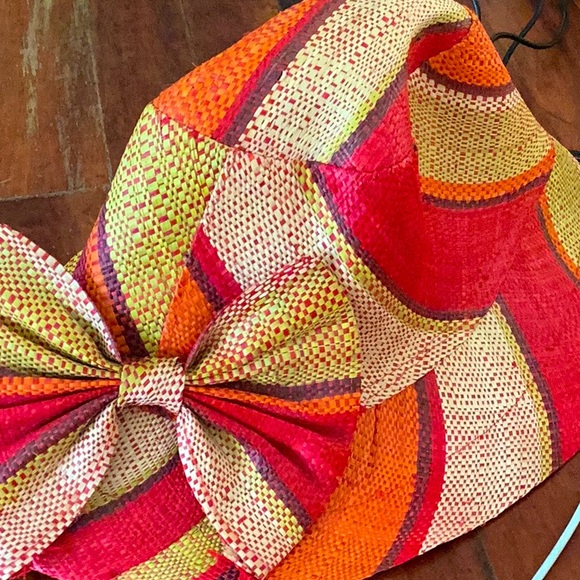 π Beautiful Straw Hat with Bow Red, Orange, Yellow w/ BOW EUC - Picture 3 of 15